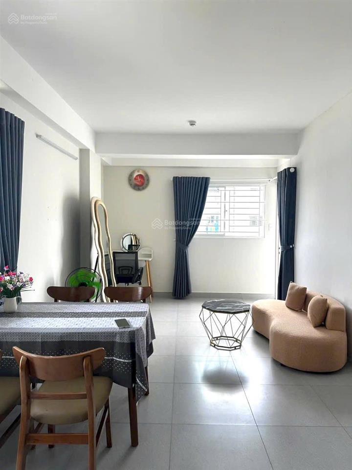 Cho thuê căn hộ 1pn nội thất cơ bản 5.5tr ở ngay | căn góc 2 ban công thoáng mát