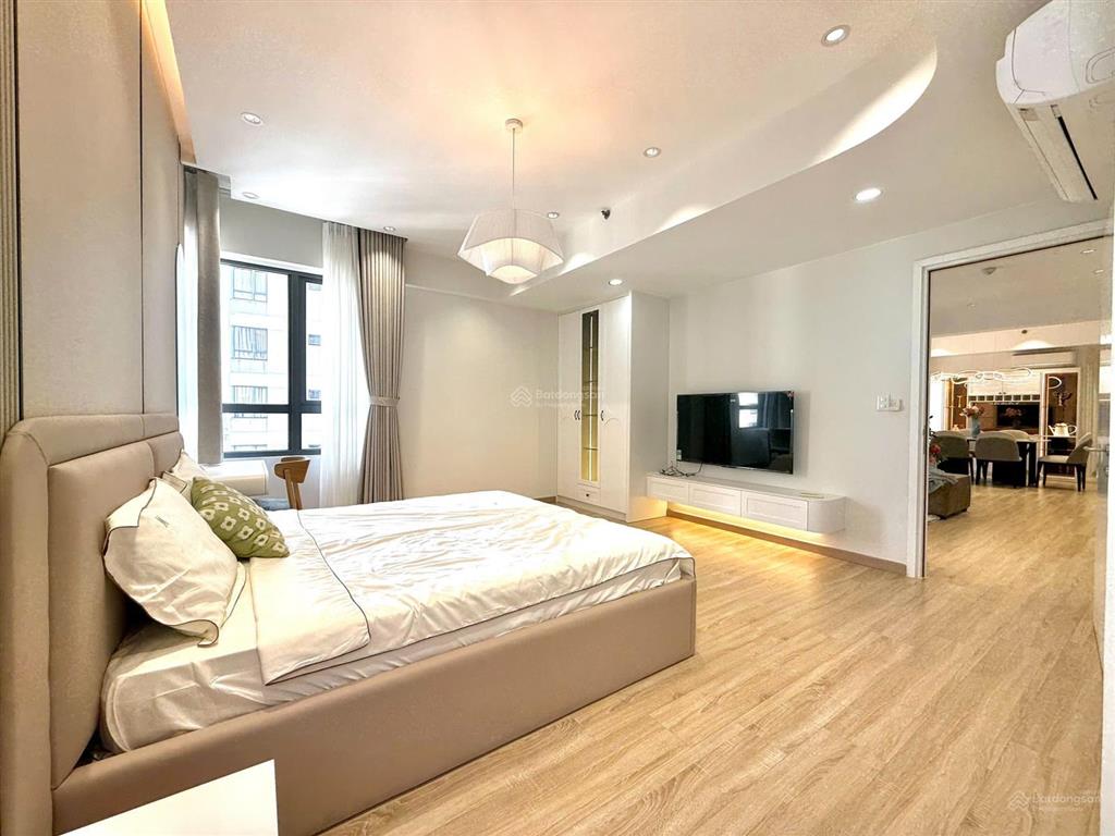 Bán nhanh căn ghép 3pn 141m2 masteri thảo điền, full nội thất mới  0907 113 ***