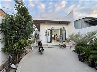 Ngộp nặng thanh lý nhà 7x20m. sổ hồng hoàn công. 955 triệu ( trả300tr) ngay chợ 1/ nguyễn văn linh