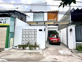 Nhà chợ phú lợi xe hơi 7x20m. hiện đại kiên cố. giá gốc 935 triệu, ở hoặc cho thuê tuỳ ý, sổ riêng