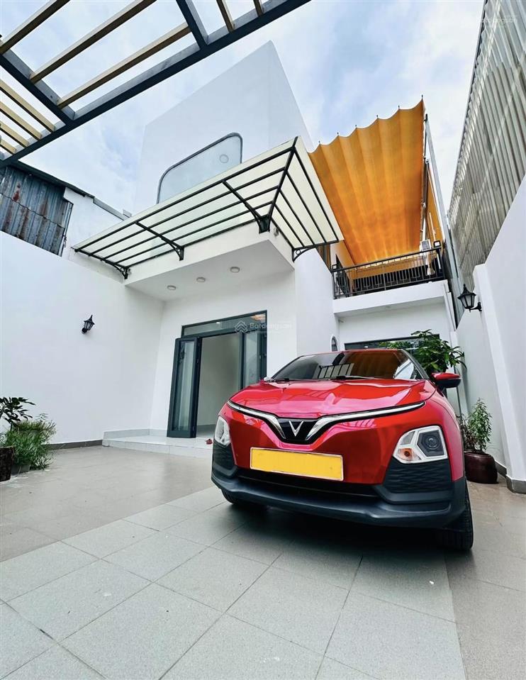Nhà chợ phú lợi xe hơi 7x20m. hiện đại kiên cố. giá gốc 935 triệu, ở hoặc cho thuê tuỳ ý, sổ riêng