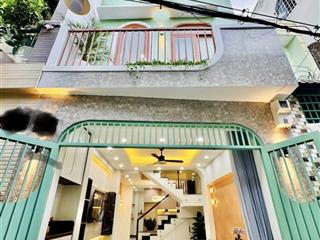 Nhà mặt hẻm trần xuân soạn quận 7. 4x15m. giá 890 triệu. ngay chợ trung tâm. trả trước 450tr sở hữu