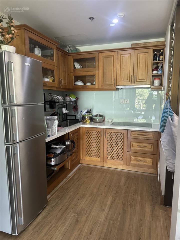 Cần bán nhanh căn hộ celadon city q. tân phú, 3pn, 2wc, 1kho, 95m2, có sổ hồng. rẻ nhất thị trường