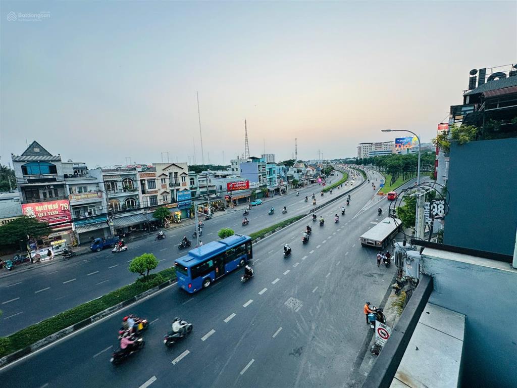 Cho thuê phòng trọ có gác, có ban công ở tô ký, đông hưng thuận, q12