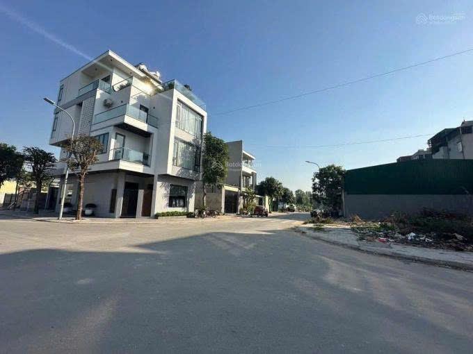 ĐẤT TÂN XÃ HOÀ LẠC GẦN KHU CNC, ĐHQG, ĐH FPT, NHU CẦU THUÊ CAO XÂY CCMN LUÔN KÍN PHÒNG