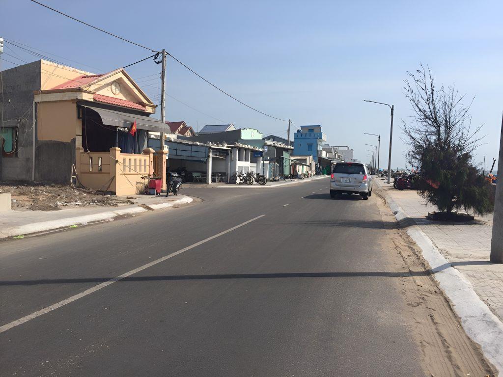 BÁN ĐẤT NAM ĐỊNH, NGAY QUẢNG TRƯỜNG BIỂN, MẶT CHÍNH ĐẠI LỘ VEN BIỂN, KINH DOANH, ĐT KS, NH