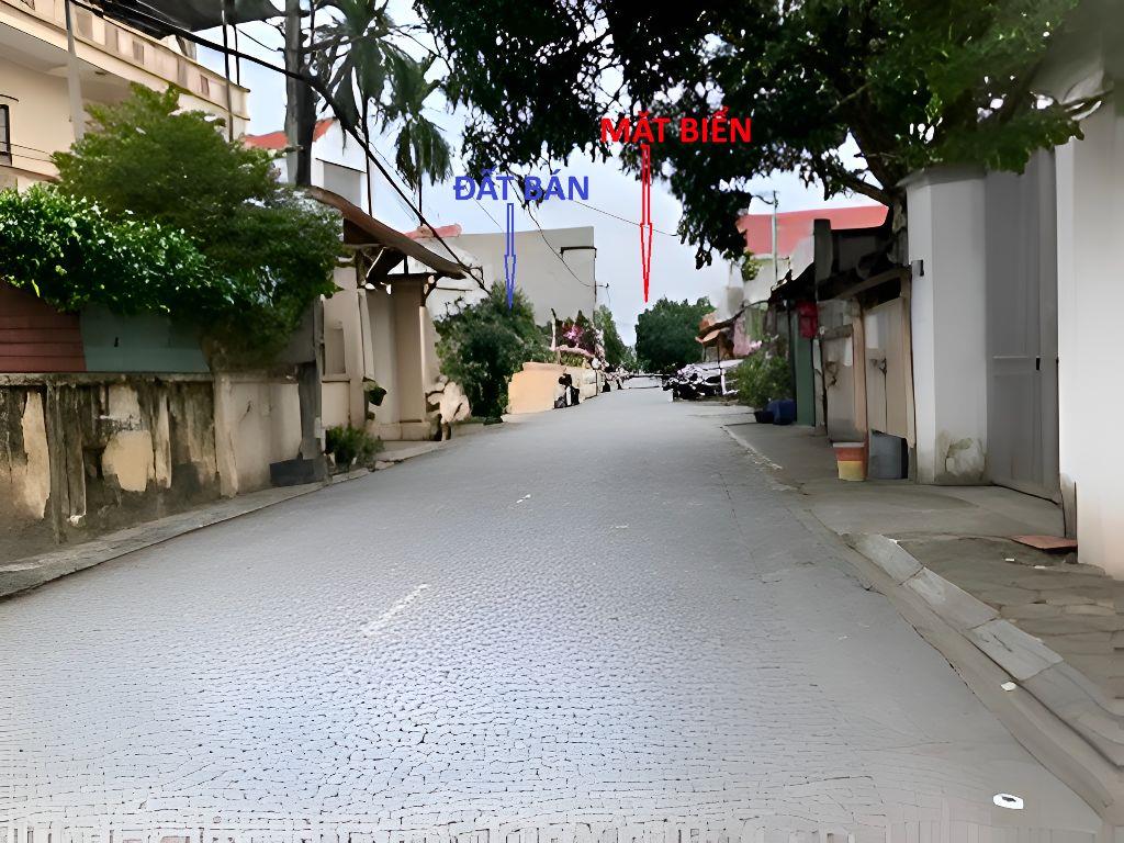 BÁN ĐẤT NAM ĐỊNH, NGAY SÁT MẶT BIỂN, ĐÔNG DÂN CƯ KHÁCH DU LỊCH, DỄ DÀNG CHO THUÊ, KD, Ở