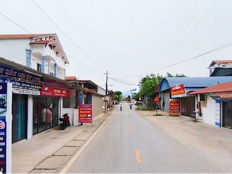 BÁN NHÀ CẤP 4, MẶT ĐƯỜNG LỚN TRUNG TÂM THỊ TRẤN, KD SẦM UẤT, LÔ GÓC, 110M2, MT6M, NHỈNH 2T