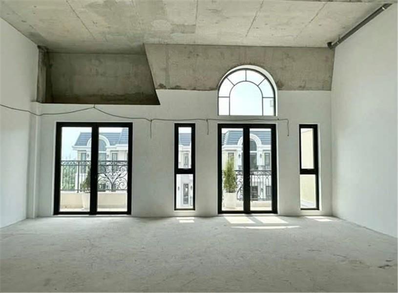 BIỆT THỰ ĐẸP – GIÁ TỐT – CHÍNH CHỦ CẦN BÁN CĂN BIỆT THỰ Tại Phường Phú Hữu, Quận 9, TP.