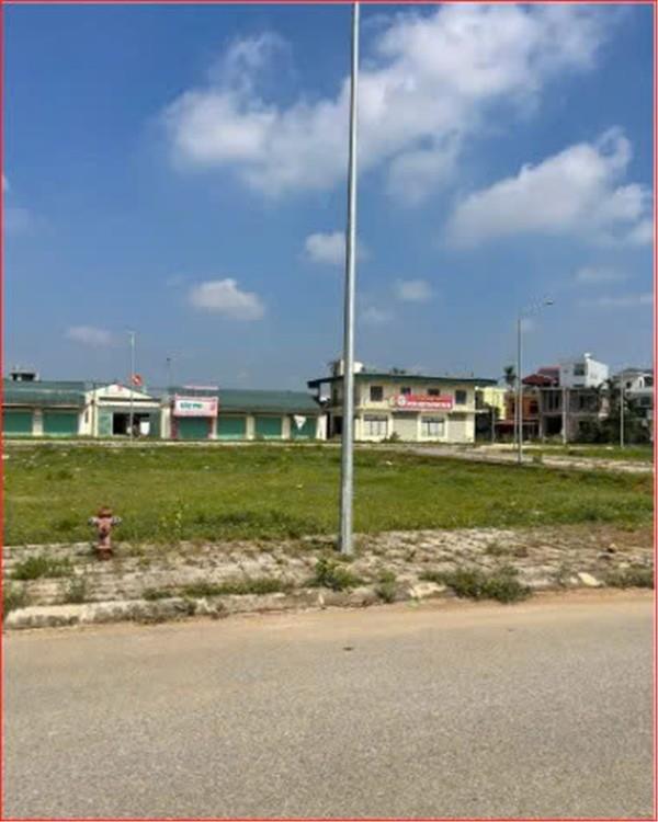 HOT HOT – CHÍNH CHỦ CẦN BÁN LÔ ĐẤT ĐẸP TẠI X. Hà Trung, T. Thanh Hóa