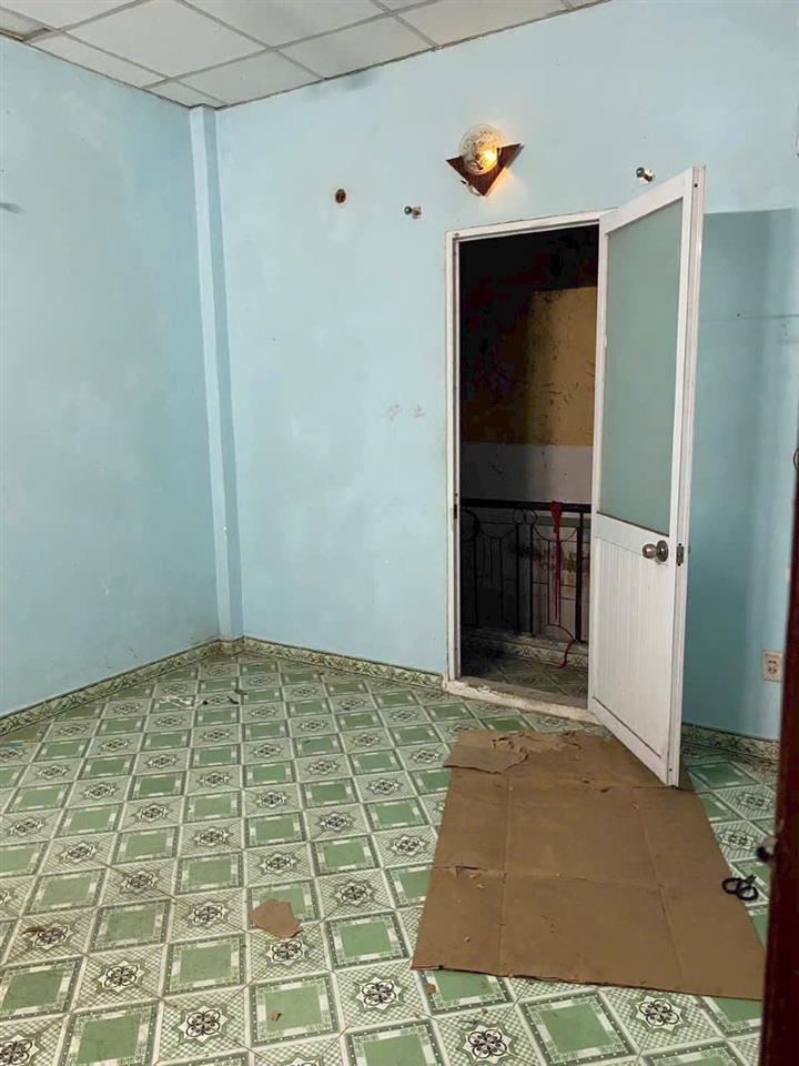 NHÀ ĐẸP – GIÁ TỐT – CHÍNH CHỦ CẦN BÁN CĂN NHÀ 86/129 Ông Ích Khiêm, P.5, Q.11, TP.HCM.