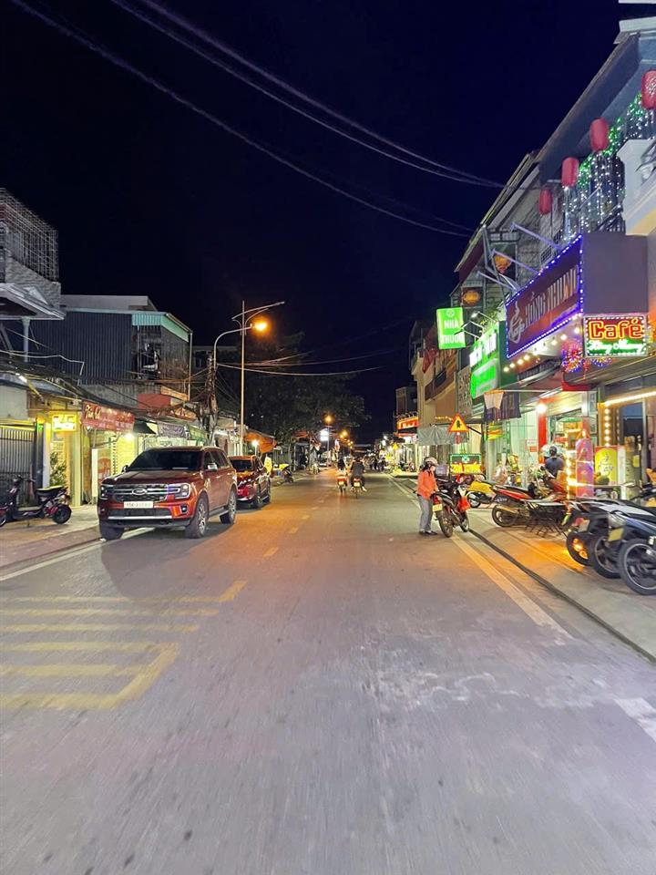 ĐẤT ĐẸP - GIÁ TỐT Chính Chủ Bán Đất Ngay Ngã Tư Đầu Chợ Quý Kim - Đồ Sơn Khu Vực Kinh