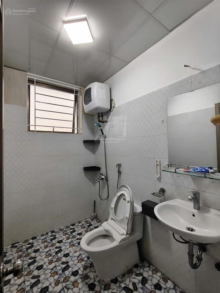 Hiếm căn góc 80m2 khu k việt hưng 2 ban công 2n2w giá chỉ 3,x tỷ