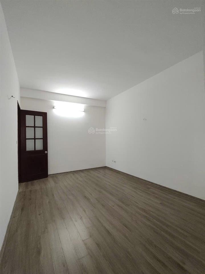 Hiếm căn góc 80m2 khu k việt hưng 2 ban công 2n2w giá chỉ 3,x tỷ