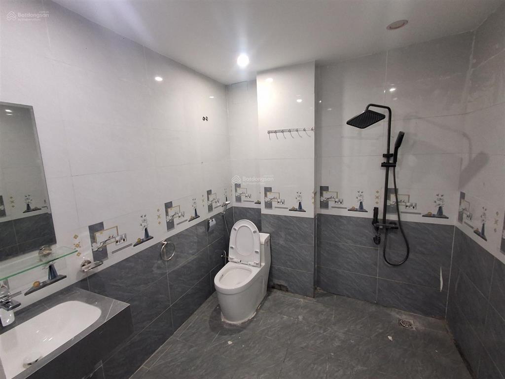 Bán nhà riêng 63m2, giá 7,5 tỷ, view đẹp tại ngõ 252, đại mỗ, nam từ liêm, hà nội