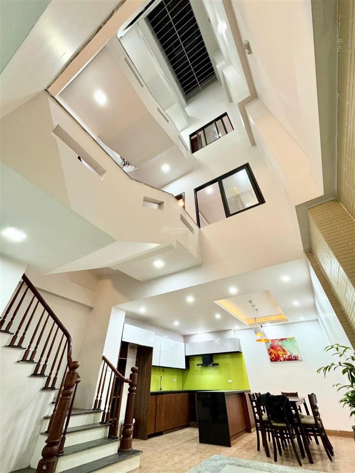 Bán siêu hoa hậu tây mỗ, dân xây 81m2, 4 tầng, nhỉnh 13tỷ, kinh doanh, gara ô tô