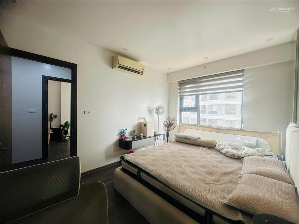 Siêu mẫu tây mỗ, hàng xóm viisnmartcity 38m2, 4 tầng, chỉ hơn 8tỷ ô tô đỗ ngày đêm