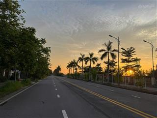 Đất mặt đường tỉnh lộ vị trí đẹp tại hoà lạc