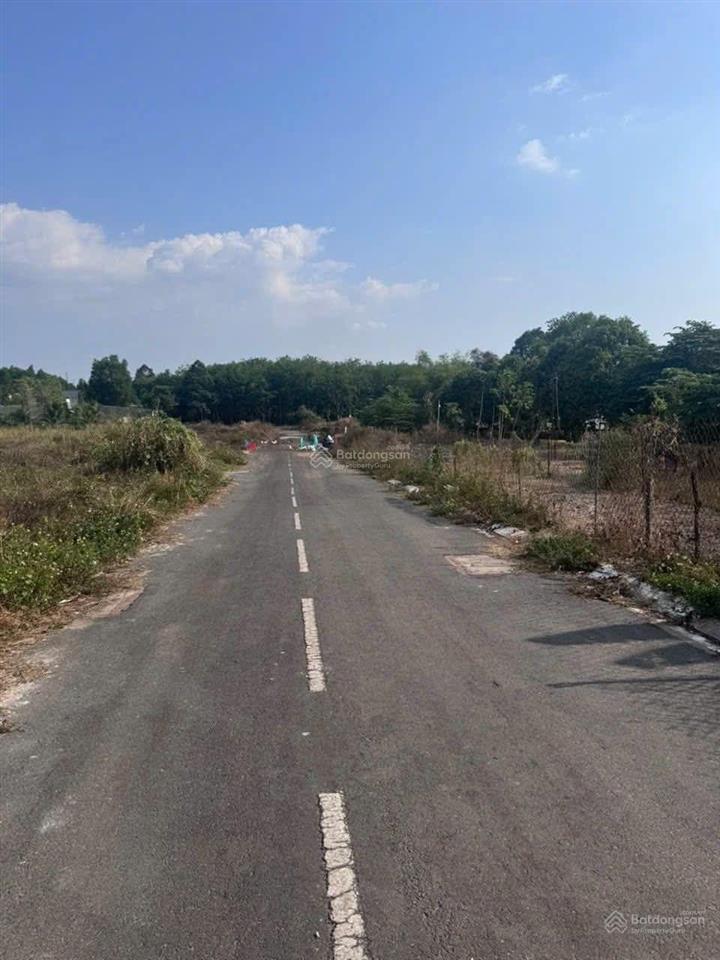 Bán đất 111,4m2 tại gần công an xã an viễn, giá tốt