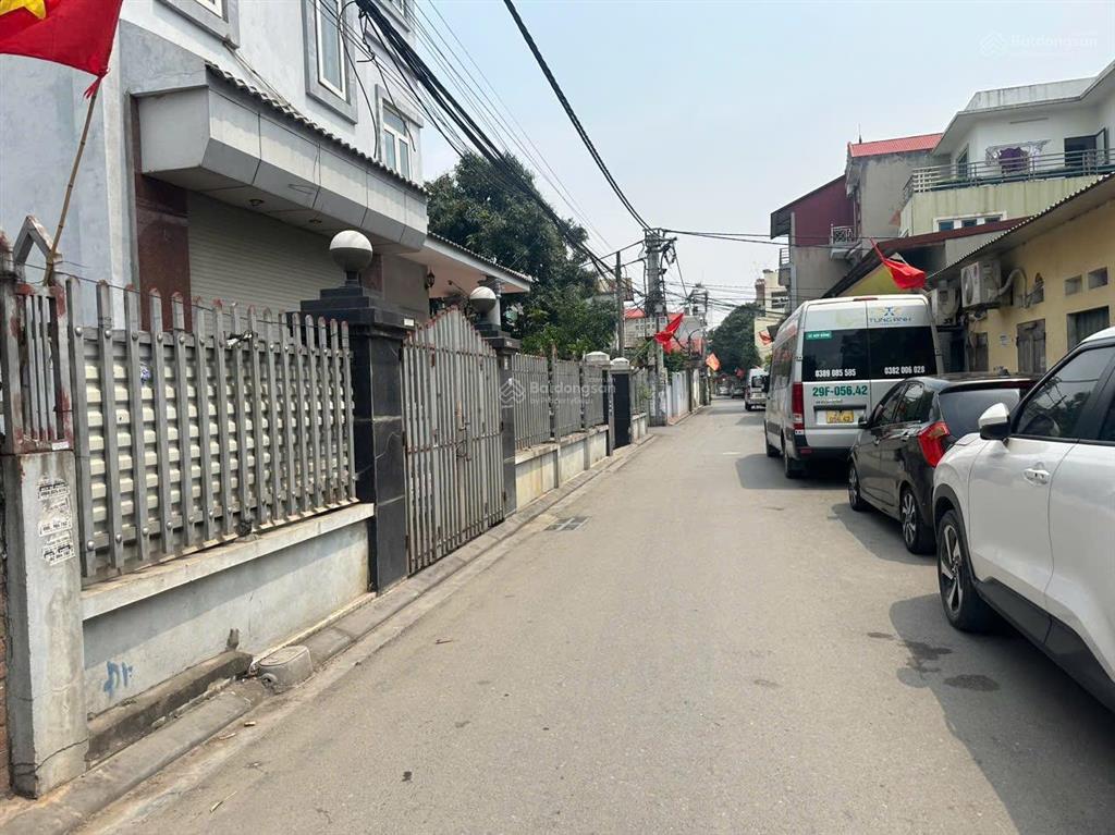 Siêu phẩm biệt thự sân vườn 2tầng 170m2 chủ cần bán gấp tại thôn nhuế  kim chung đường ôtô tránh