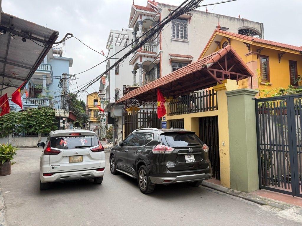 Siêu phẩm biệt thự sân vườn 2tầng 170m2 chủ cần bán gấp tại thôn nhuế  kim chung đường ôtô tránh