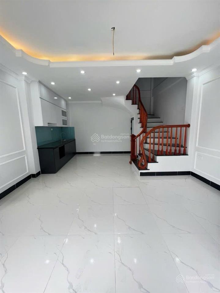 Chính chủ gửi bán nhà 4tầng 46m2 tại trung tâm xã bắc hồng  đông anh  đường trước nhà ô tô tránh.