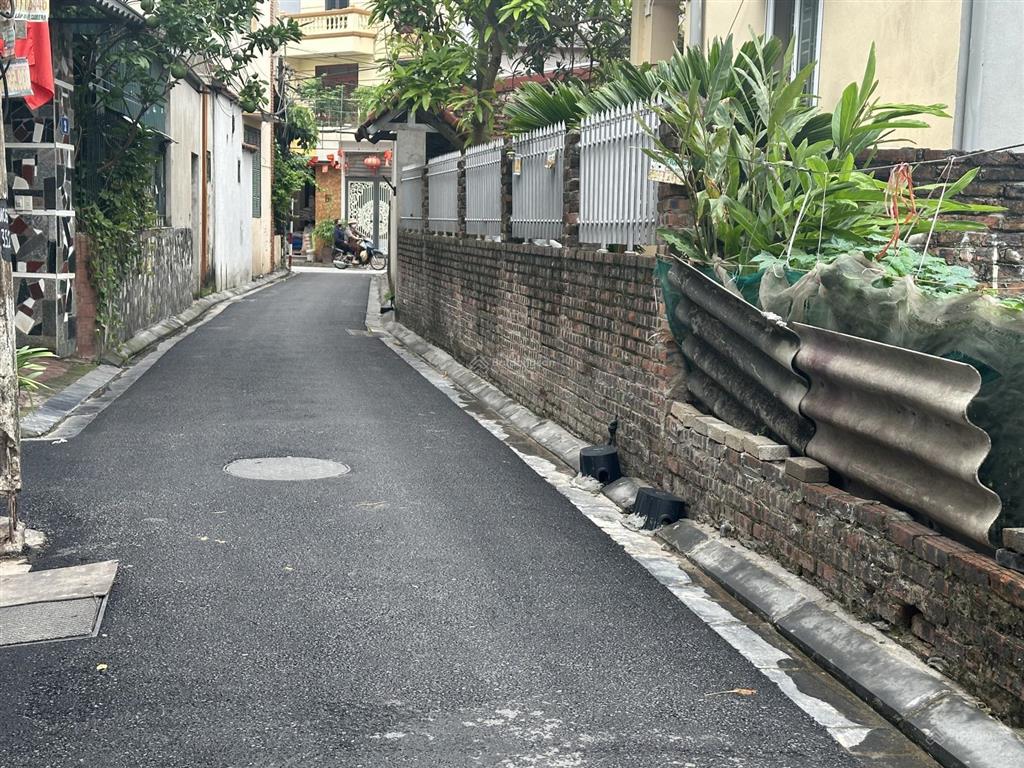 Chính chủ gửi bán lô đất 84m2 tại vĩnh ngọc  đông anh. ngõ thông ô tô 7 chỗ  sẵn nhà c4 cho thuê.
