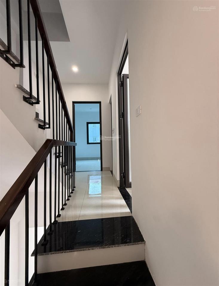 Chính chủ gửi bán nhà 4 tầng 40m2 x mt 5m tại cổ dương  tiên dương  gần ngay đường võ nguyên giáp