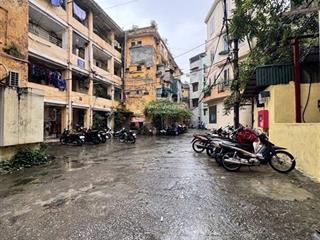 Tập thể #tôn #đức #thắng #đống #đa | lô góc  tầng 3 | 2 ngủ | ở ngay | hơn 2 tỷ sổ 19m ,