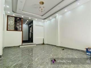 Ba bước ra hồ tây nhà đẹp ở ngay đón tết  6t thang máy  ngõ thông  ô tô tránh vỉa hè  chỉ 18tỷ