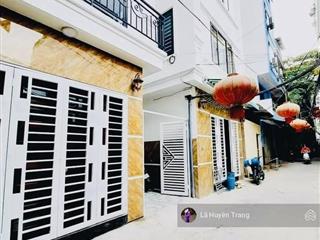 Siêu phẩm dòng tiền hồ tây  chdv 85m2  6 tầng thang máy  ô tô qua nhà  vài bước ra hồ  25,2 tỷ