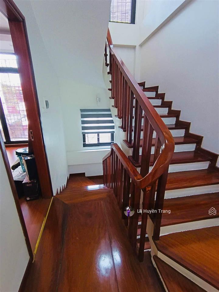 Tuyệt phẩm võng thị  tây hồ  cực hiếm  phân lô sân vườn 120m2 mặt tiền 6m  ô tô tránh  46 tỷ