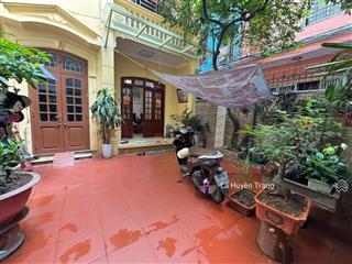 Hàng hiếm giá ngon nhất  võng thị  tây hồ  mặt tiền 6m  88m2, ô tô đỗ cửa  2 thoáng  19tỷ
