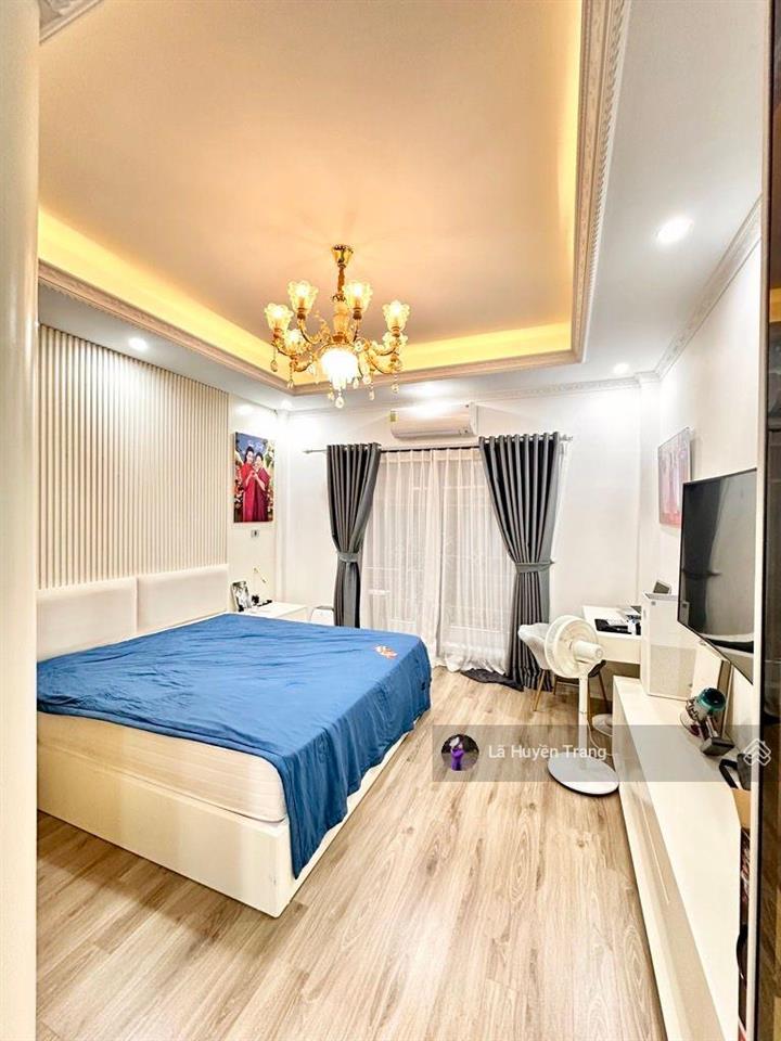 Giảm sâu 2,6 tỷ  nhà đẹp võng thị  tây hồ  50m2  7 tầng tm  full nội thất   16,3 tỷ