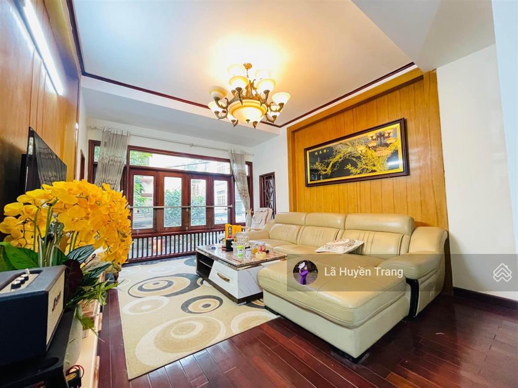 Giá ngon  siêu phẩm nhà đẹp  lạc long quân  vài phút ra hồ tây  ngõ ô tô  55m2  6 tầng 18,9tỷ