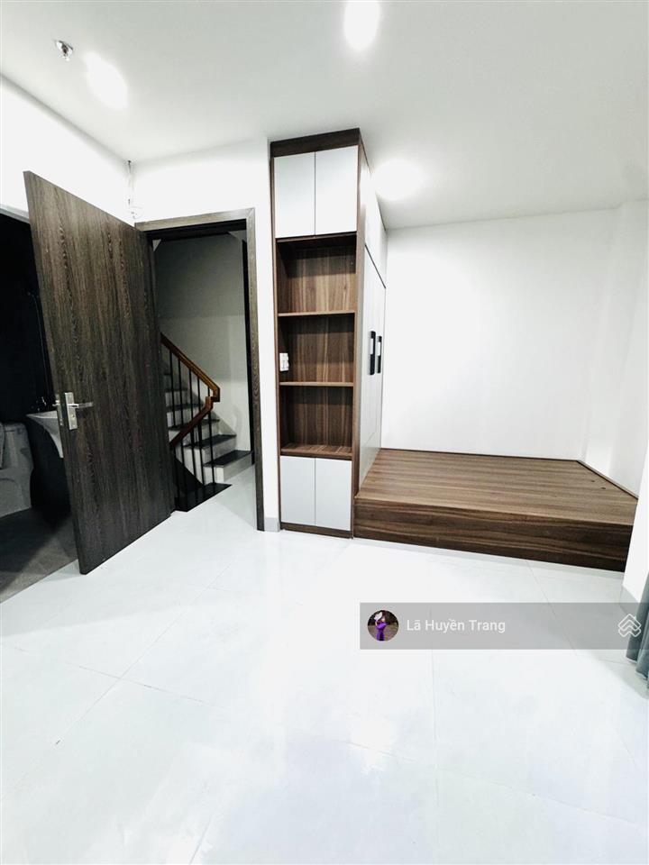 Lô góc hồ tây  7 tầng mới tinh  6m mặt tiền  ngõ thông lạc long quân  võ chí công  18 tỷ