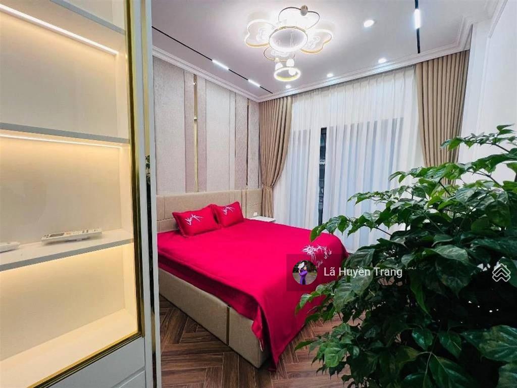 Giảm sâu 2 tỷ  siêu phẩm phân lô  gần hồ tây  mới tinh  60m2  6 tầng  ô tô tránh  25,8tỷ