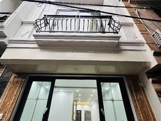Nhà phố thuỵ khuê  tây hồ  ô tô 16 chỗ đỗ cửa  kinh doanh  7 tầng  thang máy  view thoáng 18t