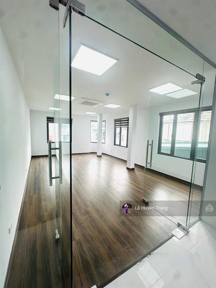 Toà lô góc 6 tầng  mặt phố tây hồ  tttm lotte 4 ô tô tránh  vị trí siêu đẹp  khó mua lại lần 2