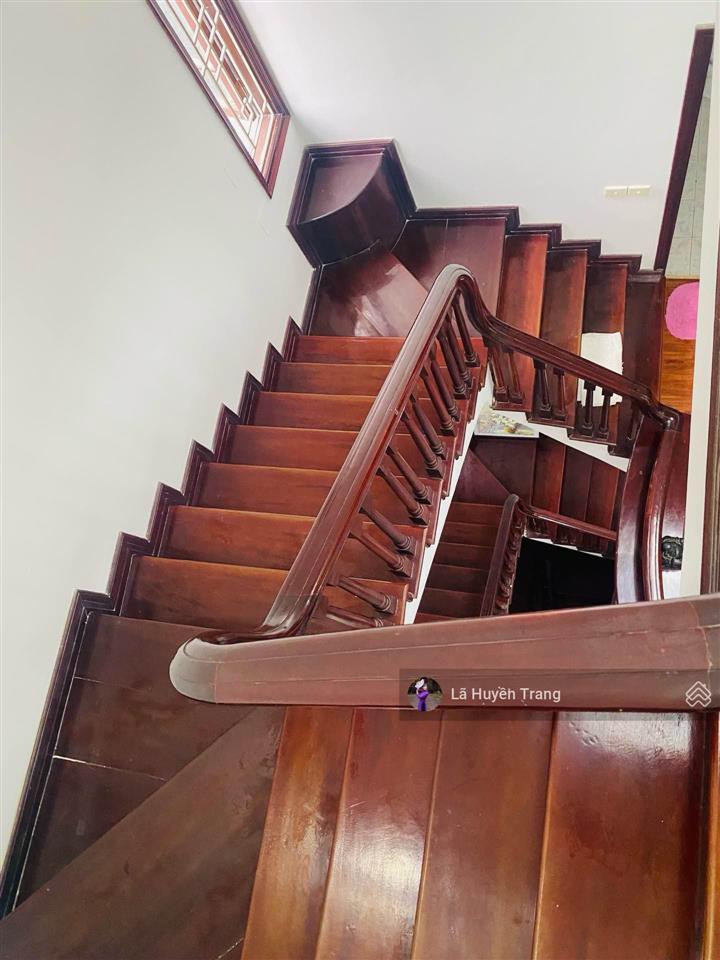 Hiếm  phân lô dân xây  lạc long quân 110m2  mặt tiền 9m  2 ô tô tránh  ba bước chạm hồ tây