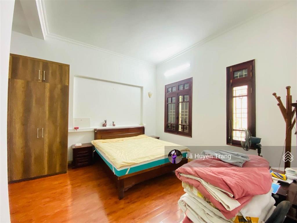Hiếm  phân lô dân xây  lạc long quân 110m2  mặt tiền 9m  2 ô tô tránh  ba bước chạm hồ tây