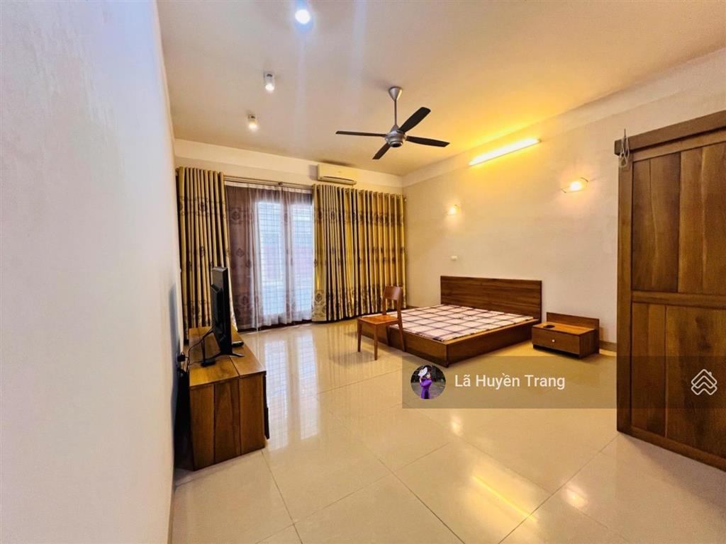 Phân lô lạc long quân  120m2  mặt tiền 11m, sân vườn  ô tô tránh  ba bước chạm hồ tây  26tỷ