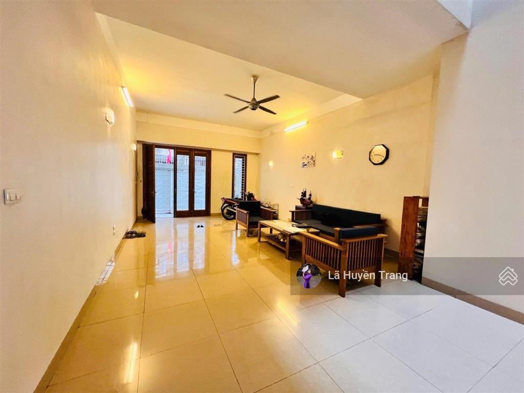 120m2 dân xây võng thị  lạc long quân  tây hồ  2 thoáng  ở ngay  2 phút chạm hồ tây