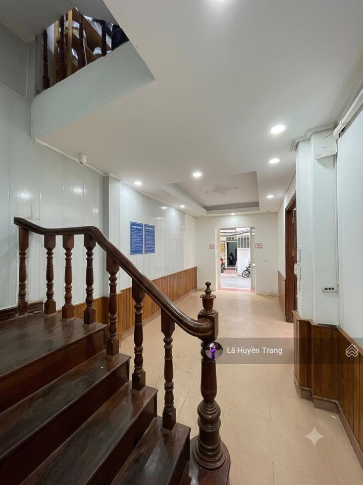 Hạ sâu 5 tỷ  dân xây trích sài  võng thị 86m2  nở hậu  2 phút chạm hồ tây  ba bước ô tô tránh