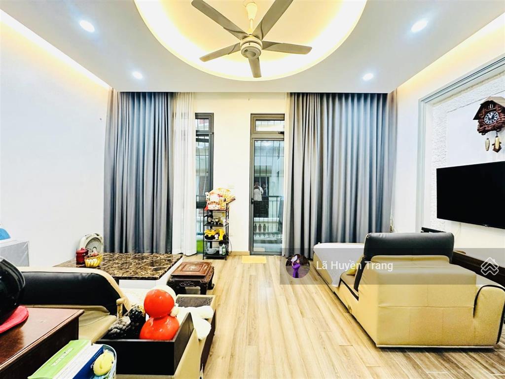 Phân lô hoàng quốc việt  nguyễn văn huyên  76m2  mặt tiền 6m  ô tô  2 mặt ngõ  2p ra hồ tây