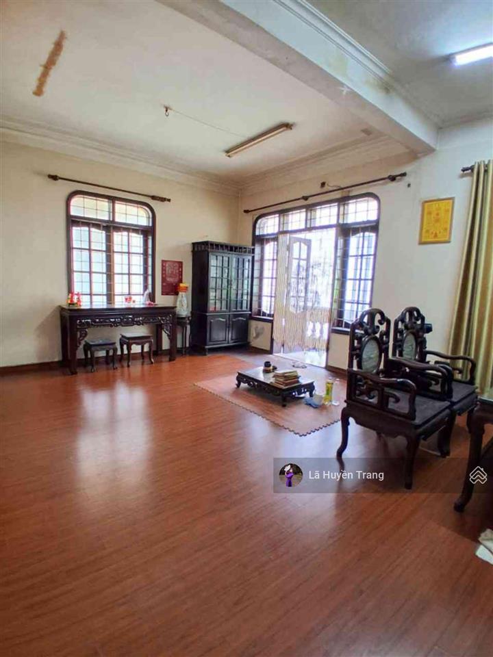 Phân lô lõi ba đình  tt hoàng hoa thám  80m2  vỉa hè ô tô tránh  chủ giảm 6,4 tỷ còn 28,6 tỷ