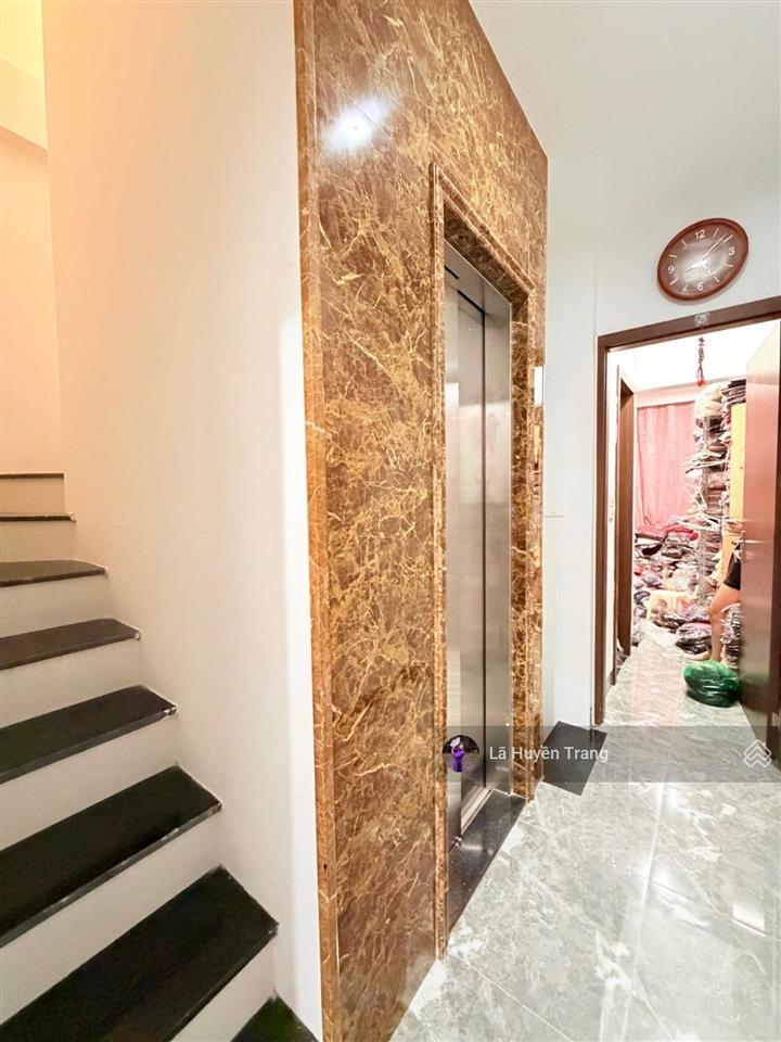 Phân lô cán bộ tt ba đình  ngọc khánh  kim mã 55m2  2 ô tô tránh  thang máy thoáng vĩnh viễn