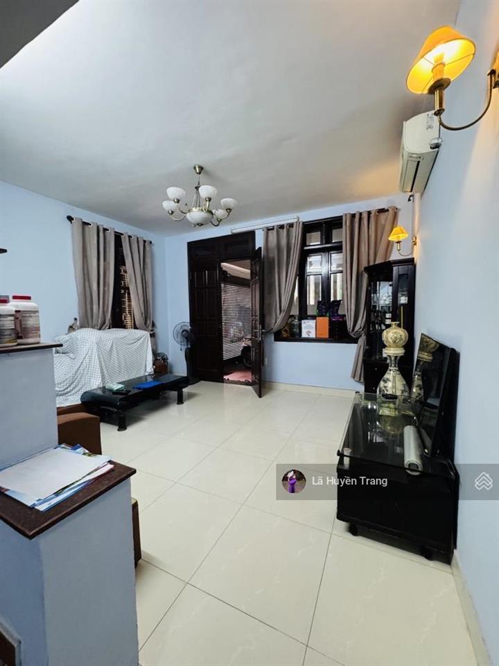 Giá hấp dẫn  phân lô nguyễn văn huyên  tây hồ  hàng xóm starlake  60m2  vỉa hè ô tô tránh