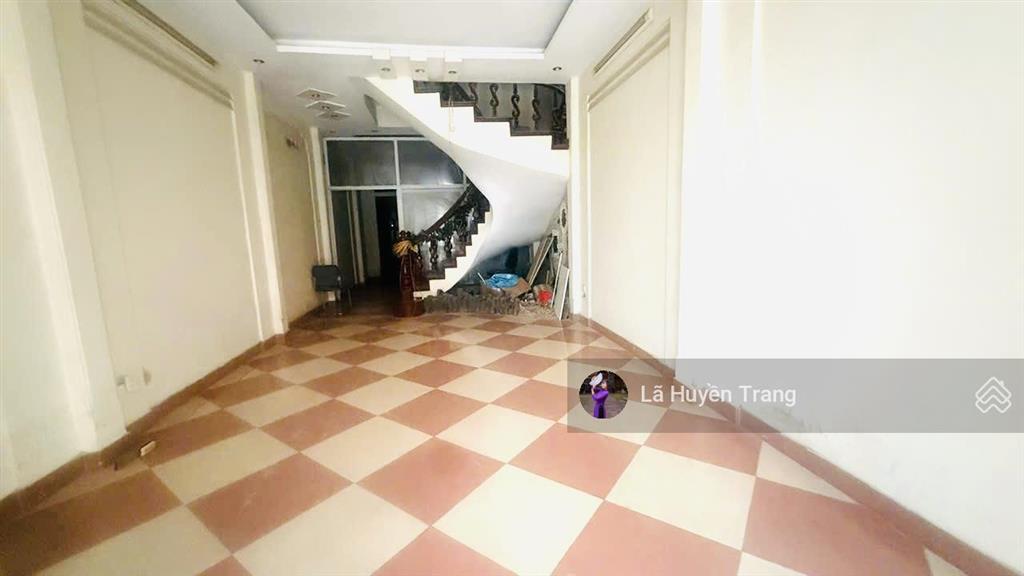 Giá hấp dẫn  phân lô nguyễn văn huyên  tây hồ  hàng xóm starlake  60m2  vỉa hè ô tô tránh