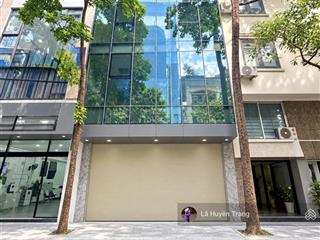 Tài sản truyền đời  mặt phố lạc long quân 170m2  2 mặt phố  3 bước chạm hồ tây  4làn ô tô tránh